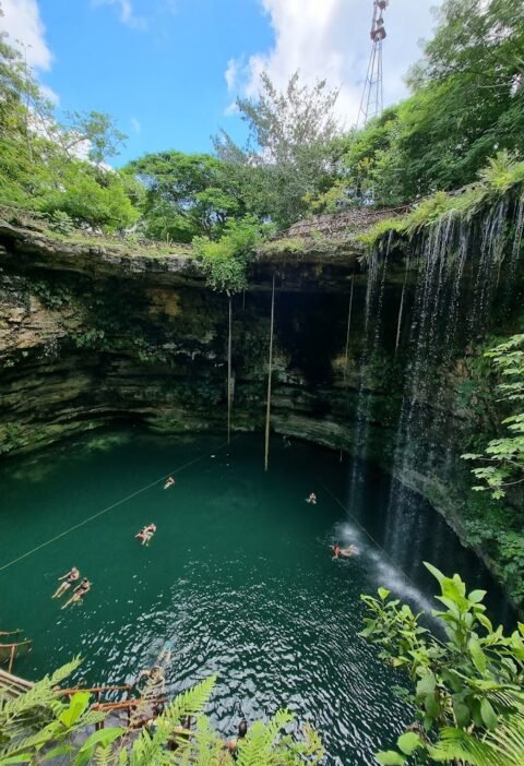 How Deep Is Cenote Saamal